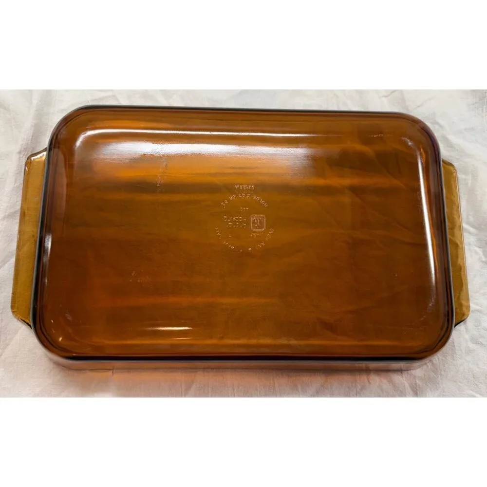 Amber Anchor‎ hocking 3 qt 9x13.5